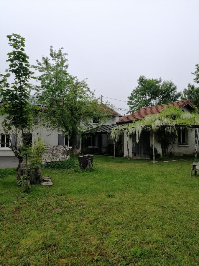 Balad'âne Bed & Breakfast Flachères Exterior foto