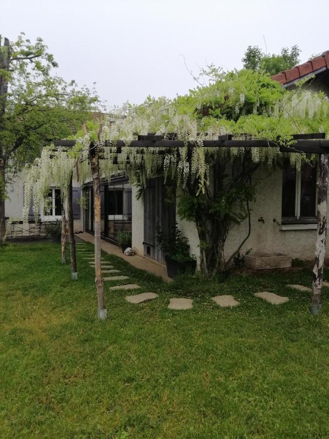 Balad'âne Bed & Breakfast Flachères Exterior foto